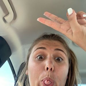 Meet your Posher, Nina